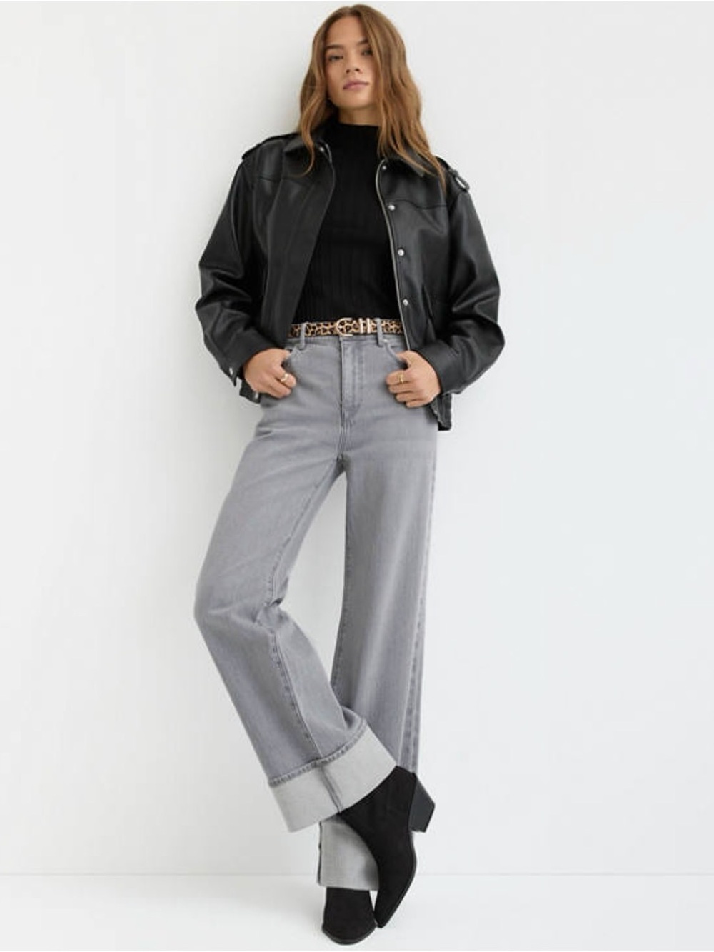 LOFT Gray Cuffed High Rise Wide Leg Jeans Size 25 / 0